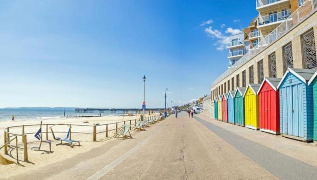 Tiny Home, Boscombe Manor Bournemouth Dış mekan fotoğraf